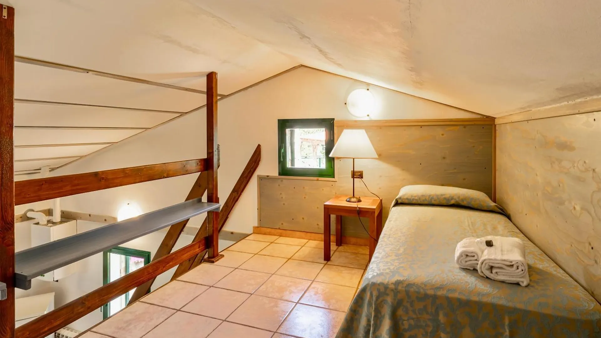 Isa-Residence With Swimming Pool In Guardistallo Surrounded By Greenery Casale Marittimo Aparthotel