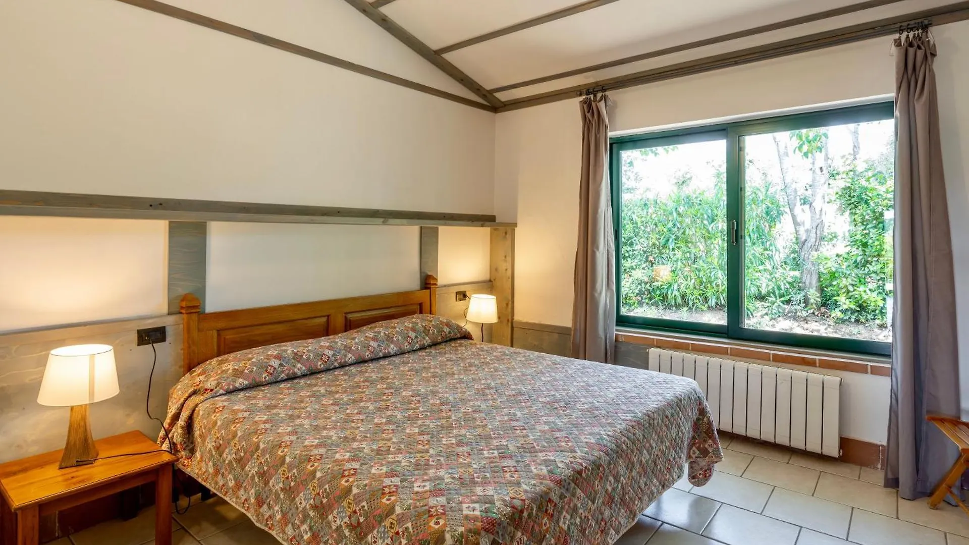 Isa-Residence With Swimming Pool In Guardistallo Surrounded By Greenery Casale Marittimo