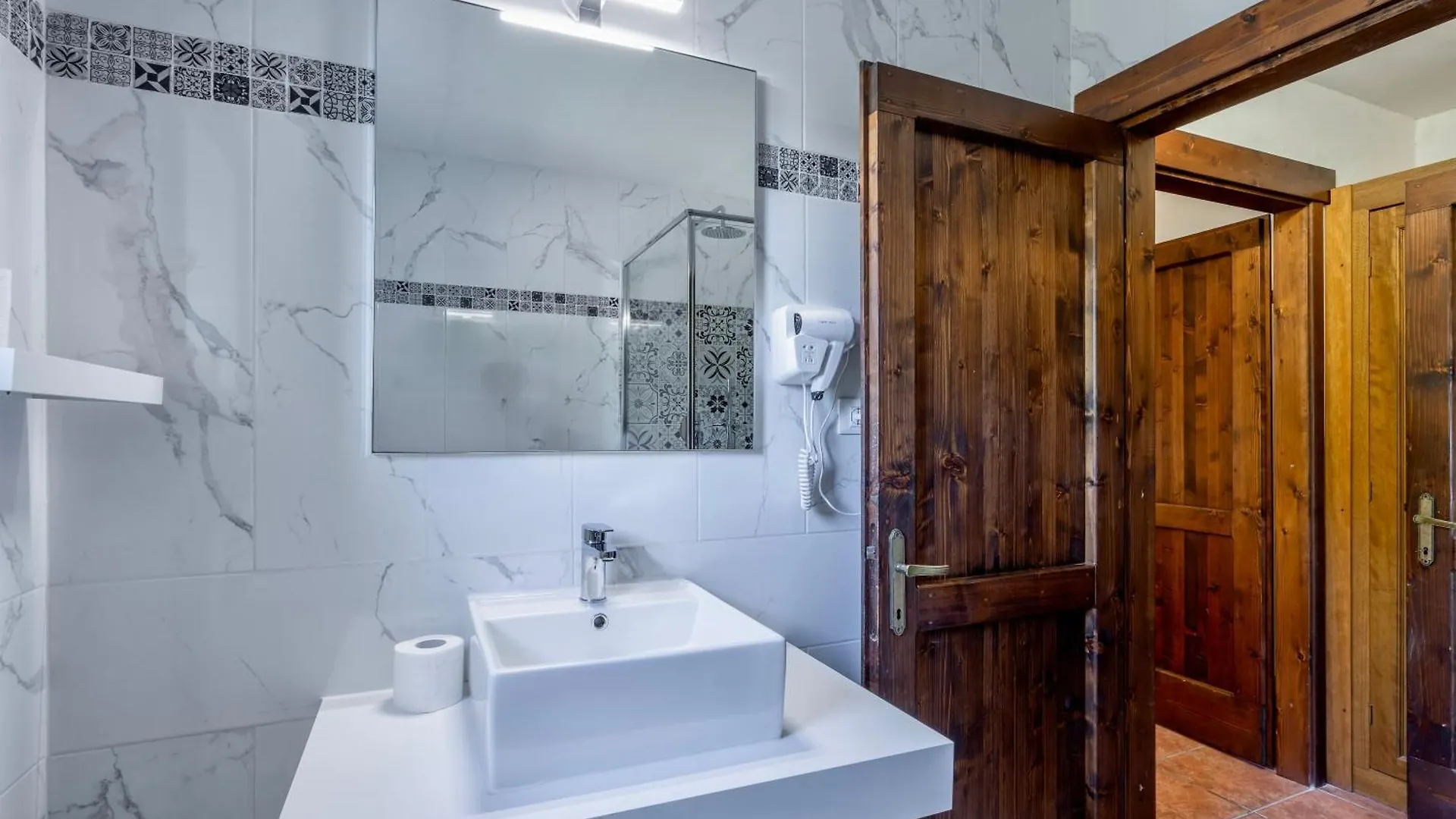 Isa-Residence With Swimming Pool In Guardistallo Surrounded By Greenery Casale Marittimo