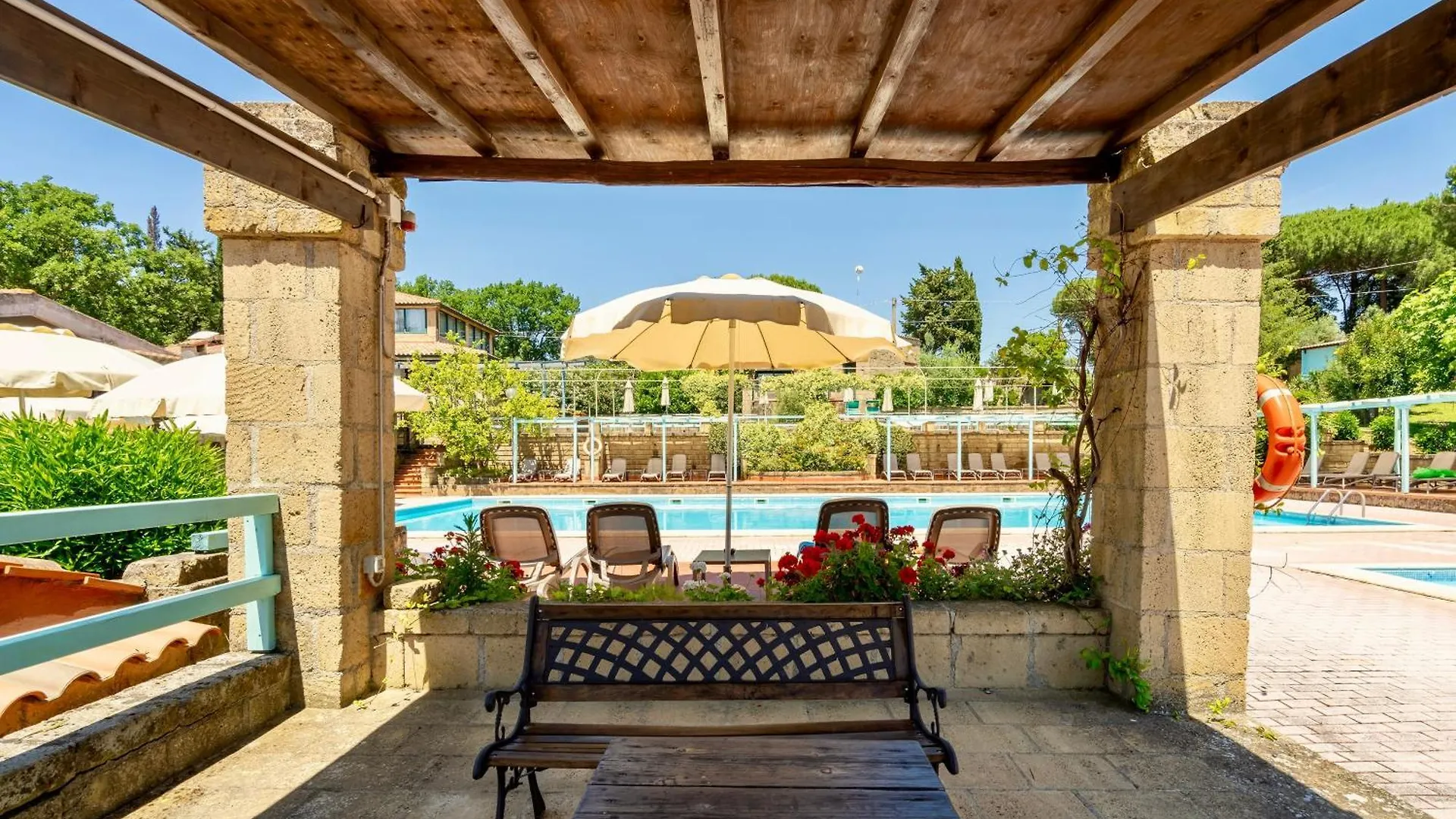 Isa-Residence With Swimming Pool In Guardistallo Surrounded By Greenery Casale Marittimo Aparthotel